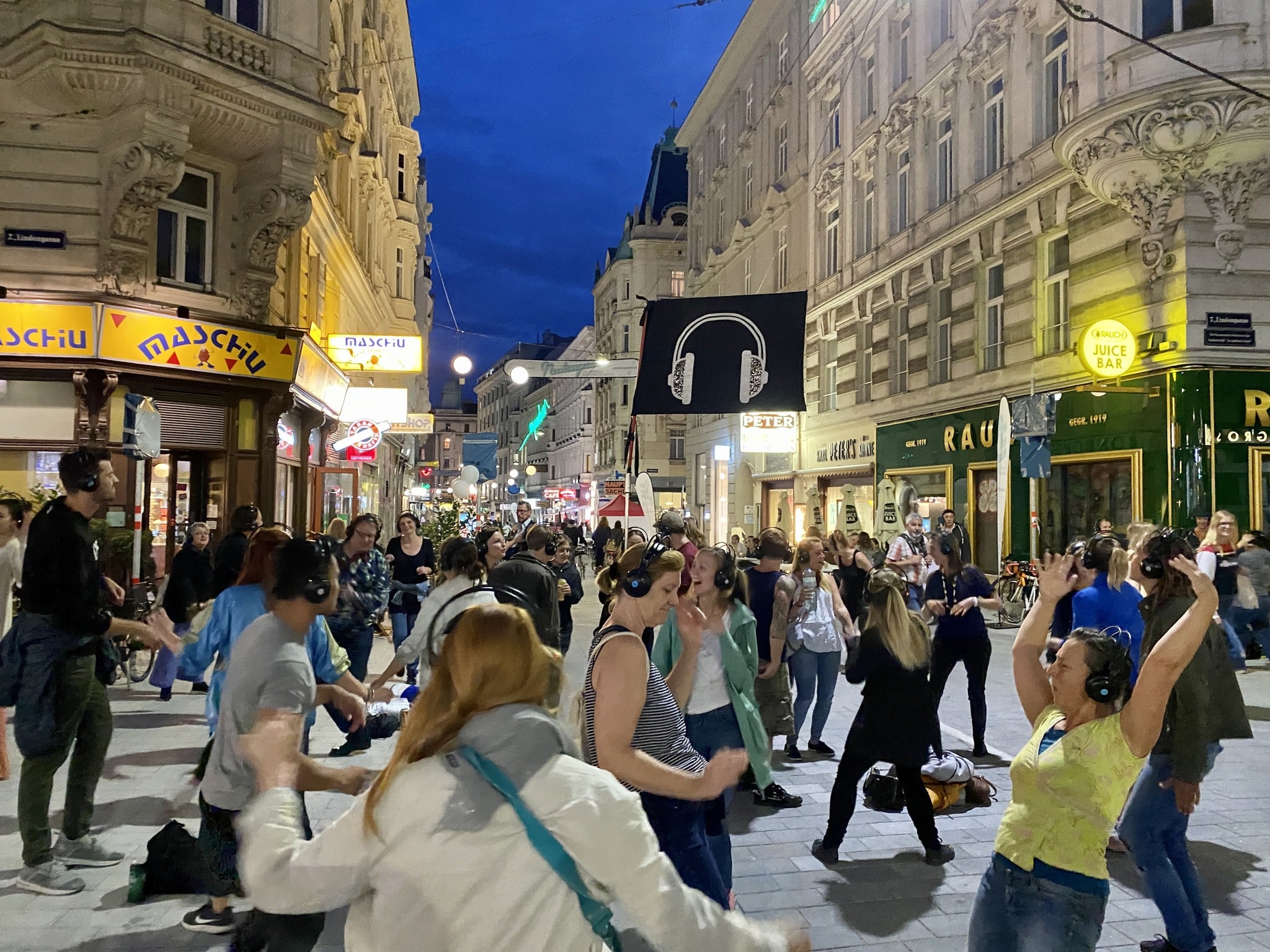 Events Wien: Silent Gehsteigdisco Neubaugasse