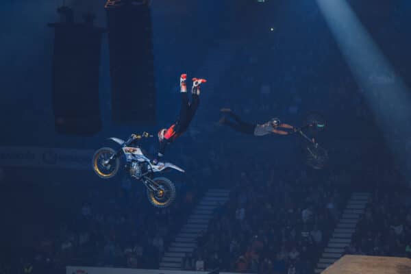 MOD WIEN SHOW ACTION FILIP PODMOL DAWID GODZIEK Enes Daniskan MR